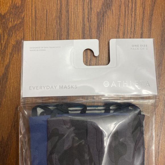 Athleta 5-Pack Everyday Mask - Picture 4 of 6